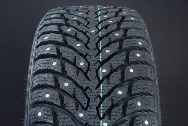 265/35R18 NOKIAN HAKKAPELIITTA 9 DUBB