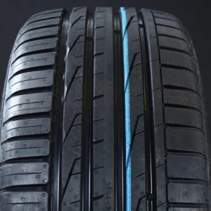 225/55R19 NOKIAN HAKKAPELIITTA BLUE 2 SUV