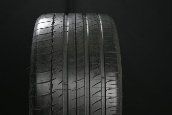 265/35R19 MICHELIN PILOT SPORT 2