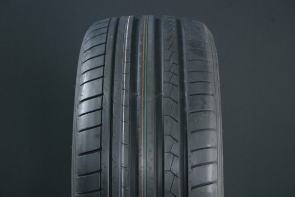 275/30R20 DUNLOP SPORTMAXX GT RUNFLAT