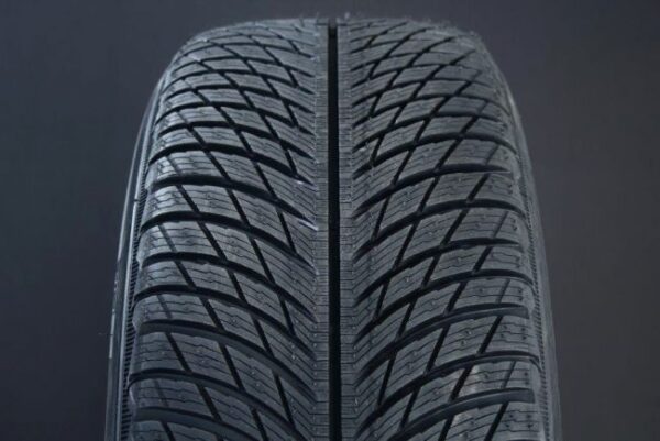 235/55R19 MICHELIN PILOT ALPIN 5 SUV FRIKTION