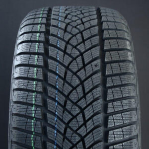 275/40R20 GOODYEAR ULTRAGRIP PERFORMANCE + SUV FRIKTION