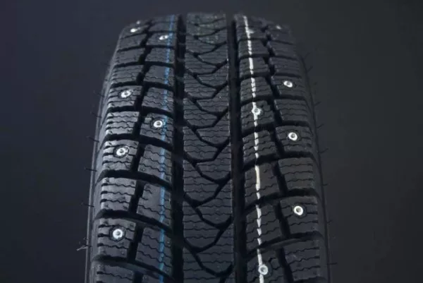 155/80R13 TRACMAX ICE-PLUS SR1 C-DÄCK DUBB