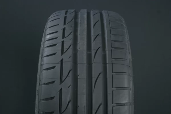 225/45R17 BRIDGESTONE POTENZA S001 RUNFLAT