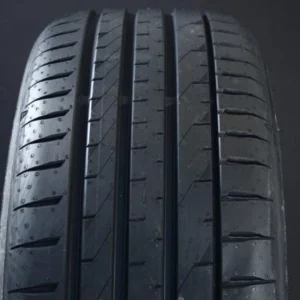 245/50R18 FALKEN AZENIS FK520