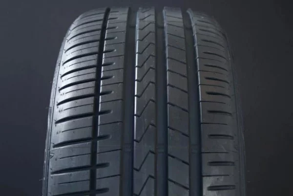 295/45R20 FALKEN AZENIS FK510 SUV