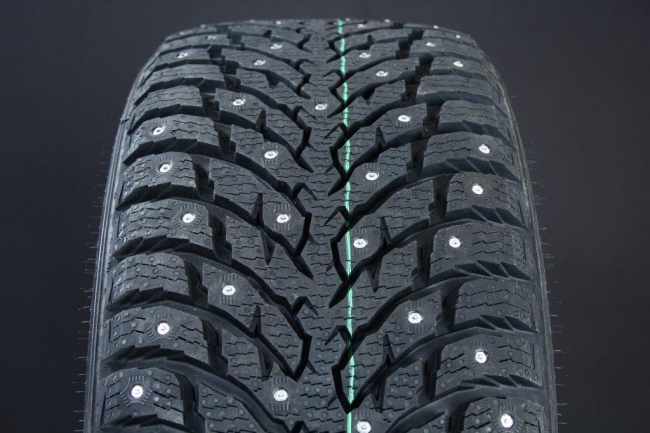 235/60R17 NOKIAN HAKKAPELIITTA 9 SUV DUBB K