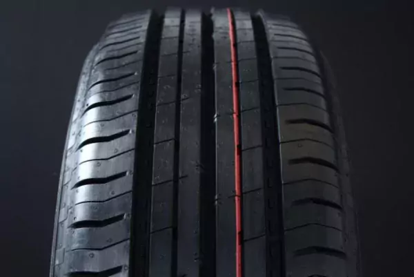 205/65R15 NOKIAN HAKKAPELIITTA C2 C-DÄCK DOT2020