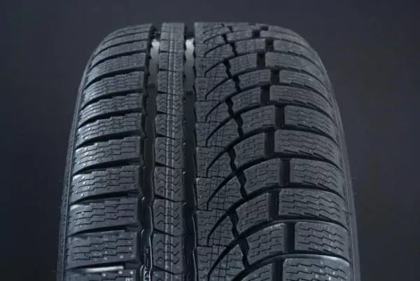 255/40R19 NOKIAN WR A4 FRIKTION