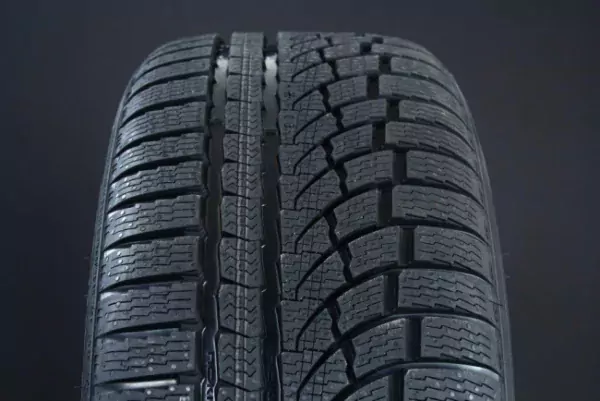 235/45R17 NOKIAN WR A4 FRIKTION DOT2017