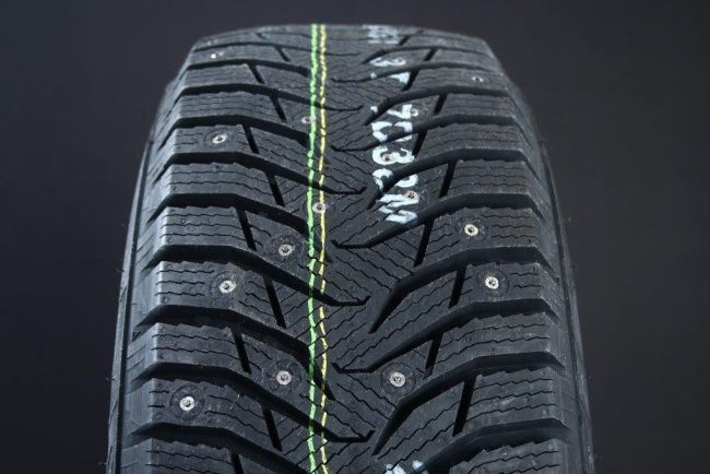225/45R18 KUMHO IZEN WINTER CRAFT ICE Wi31 DUBB