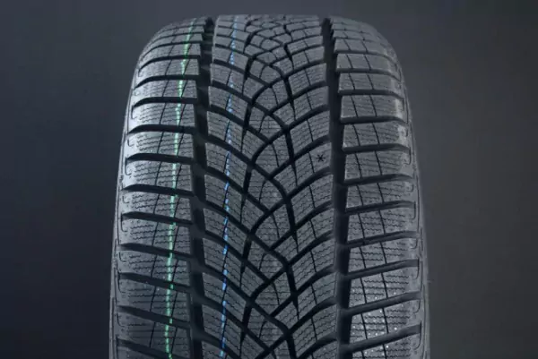 235/65R18 GOODYEAR ULTRAGRIP ICE SUV G1