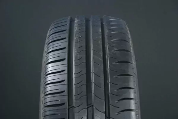 185/75R16 MICHELIN AGILIS + GRNX C-DÄCK