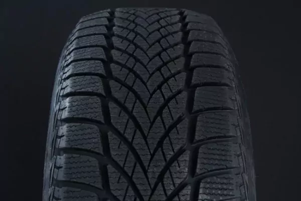 255/40R19 GOODYEAR ULTRA GRIP ICE 2 FRIKTION DOT2021