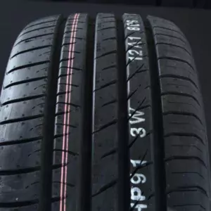 275/45R19 KUMHO CRUGEN HP91