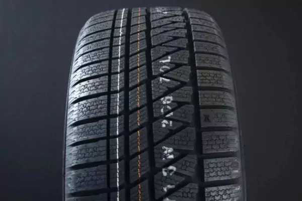 285/45R19 KUMHO WINTERCRAFT WS71 FRIKTION