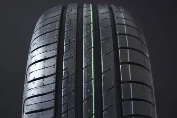 185/60R14 GOODYEAR EFFICIENTGRIP PERFORMANCE