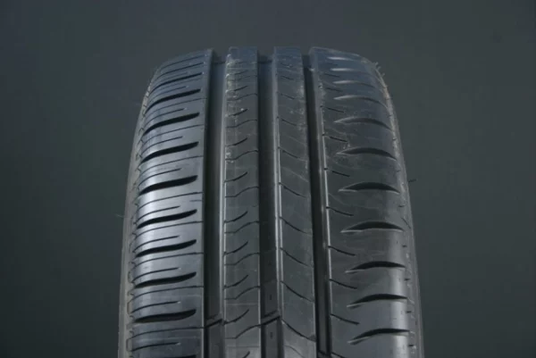 215/75R16 MICHELIN AGILIS + GRNX C-DÄCK