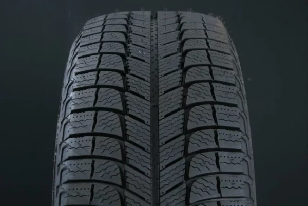 225/55R17 MICHELIN X-ICE 3 FRIKTION