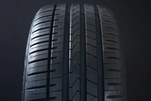 235/45R17 FALKEN AZENIS FK510 OUTLET