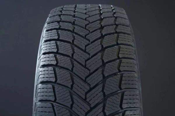 235/65R17 MICHELIN X-ICE SNOW SUV FRIKTION