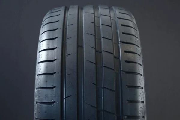 245/40R18 NOKIAN POWERPROOF 1