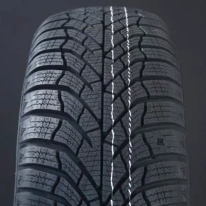 215/60R16 KUMHO WINTERCRAFT WP52 FRIKTION