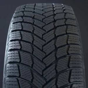 235/45R20 MICHELIN X-ICE SNOW SUV FRIKTION DOT2021