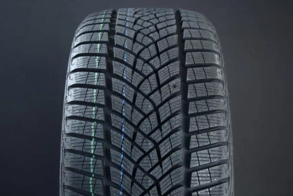 275/45R21 GOODYEAR ULTRAGRIP PERFORMANCE SUV G1 FRIKTION