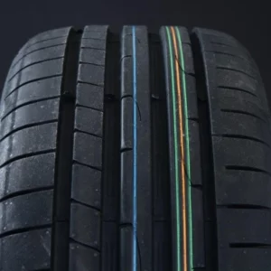 215/55R18 DUNLOP SPORTMAXX RT2 SUV