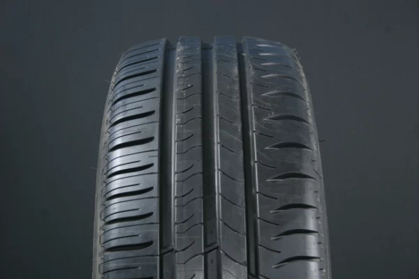 215/60R17 MICHELIN AGILIS + GRNX C-DÄCK DEMO