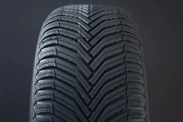 225/45R18 MICHELIN CROSSCLIMATE 2 DOT2021